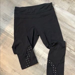Black 3/4 Length Lululemon Running Leggings